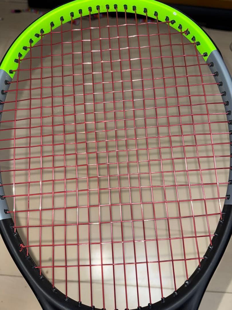 ウィルソン テニスラケット BLADE 98 V7 305g 18x20