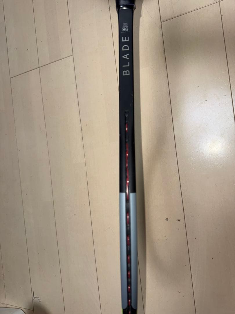 ウィルソン テニスラケット BLADE 98 V7 305g 18x20