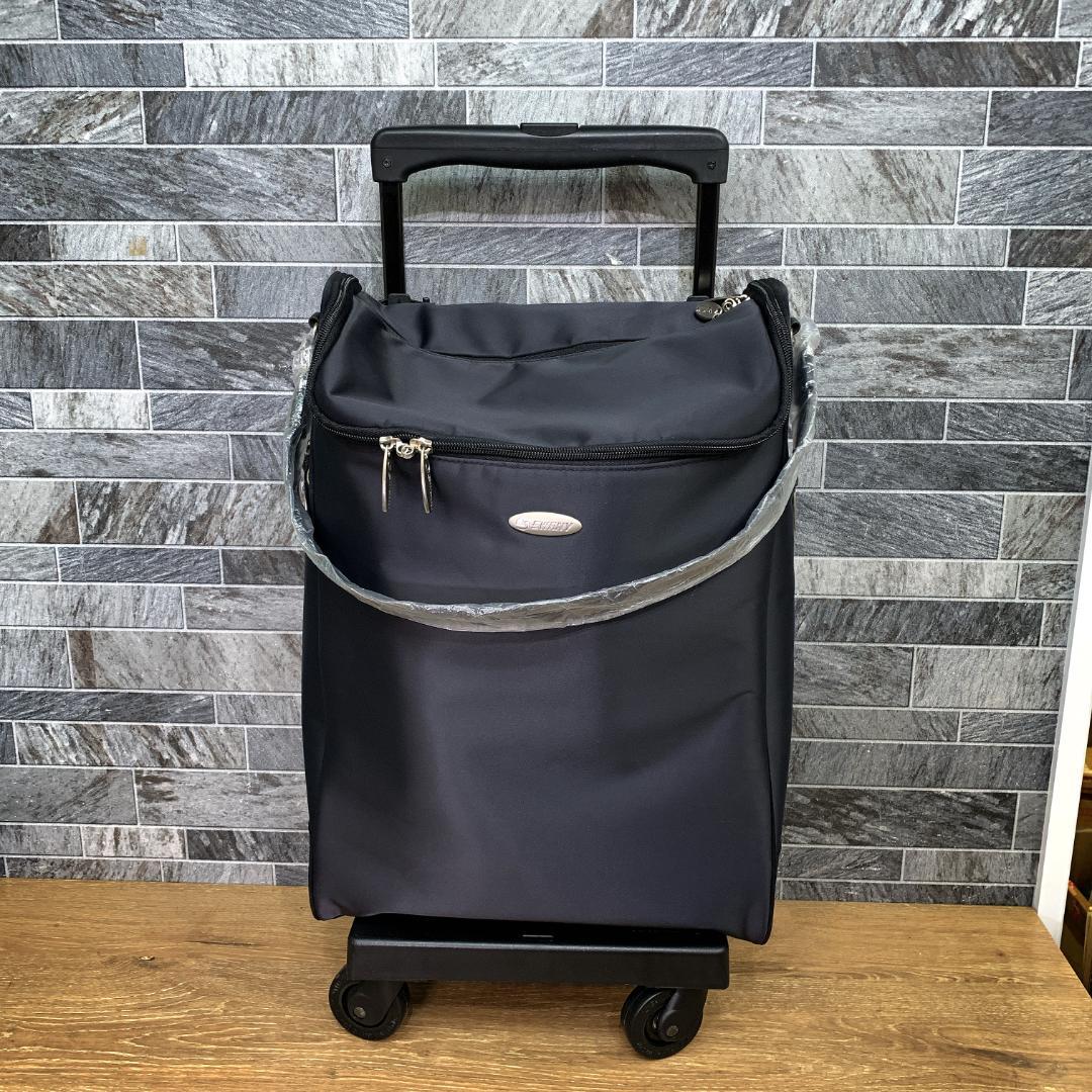 Shige　美品　スワニー ジップ　4輪　キャリーバッグ　車輪ストッパー付