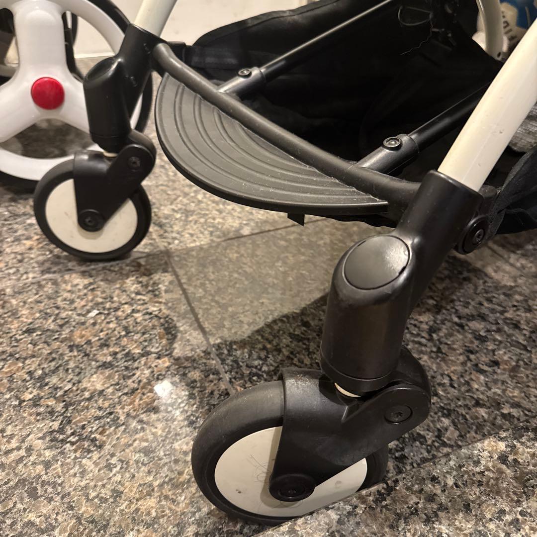 BABYZEN yoyo 6+ 折りたたみ式ベビーカー ブラック