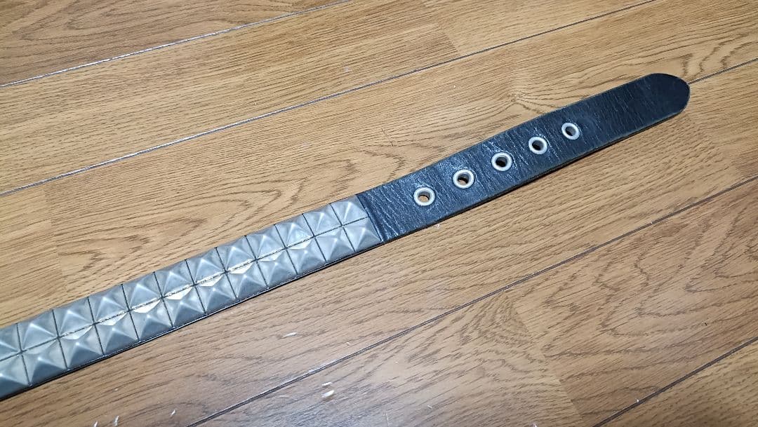 【送料込み】666　2連ピラミッドスタッズベルト Lサイズ(94cm)