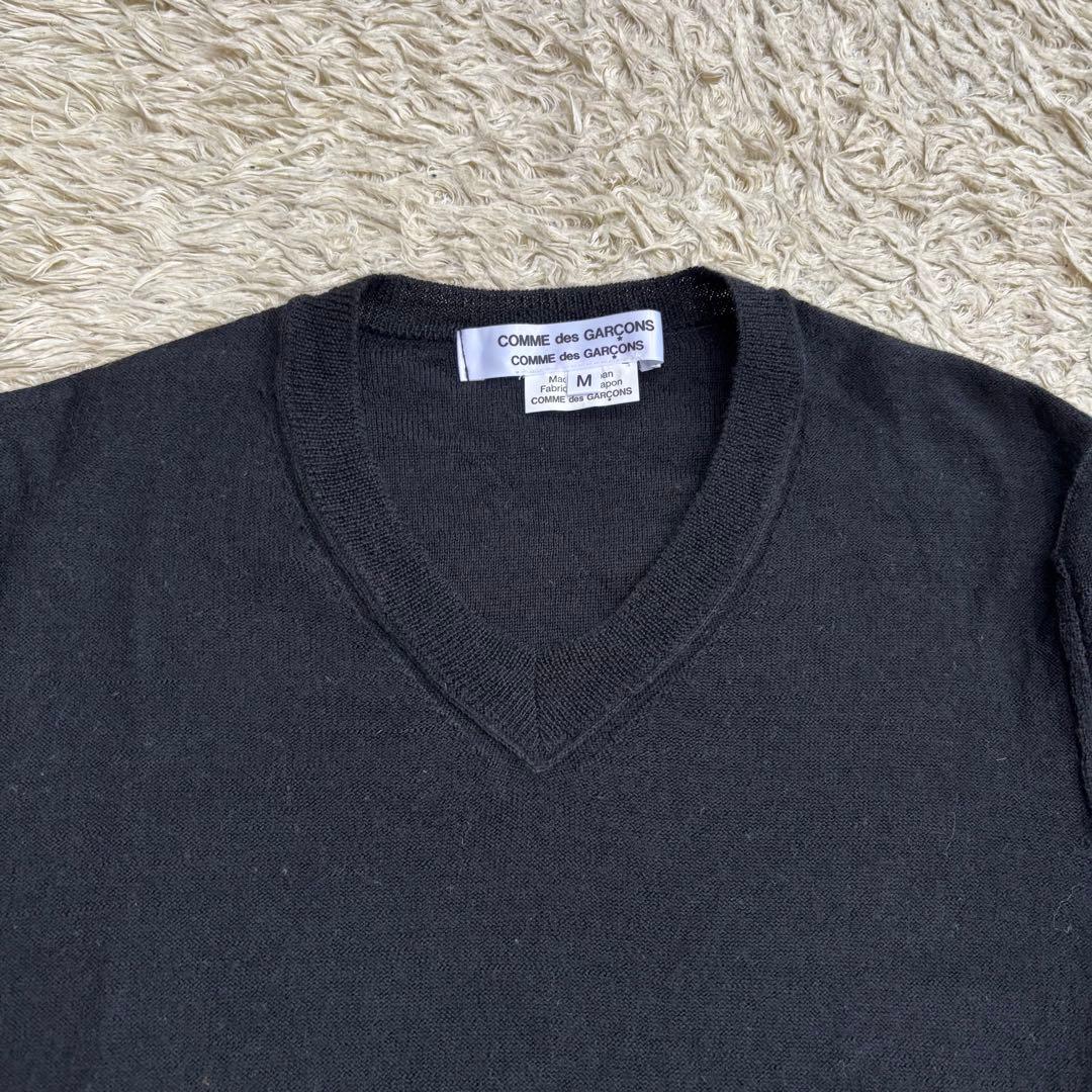 美品　COMME des GARCONS コムデギャルソン　Vネックニット　M