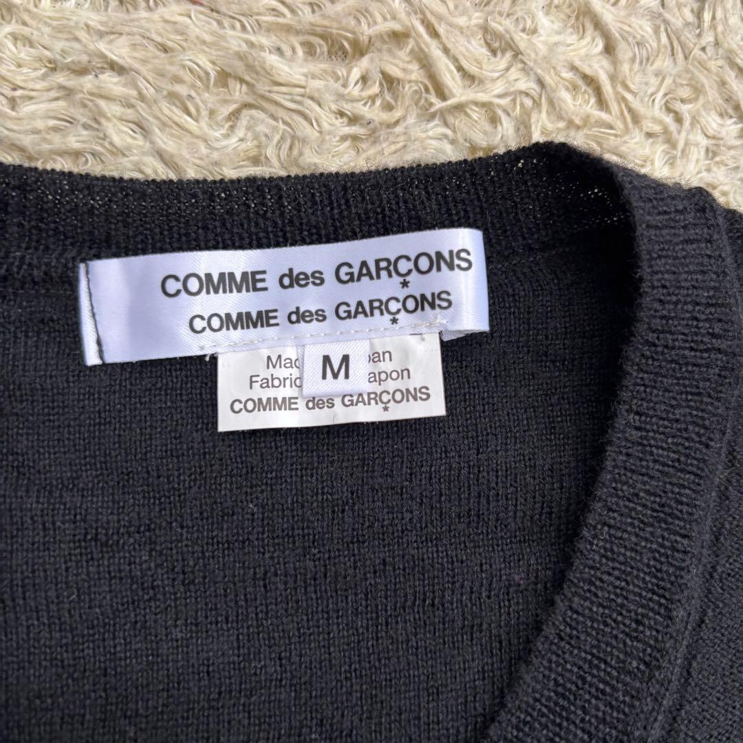美品　COMME des GARCONS コムデギャルソン　Vネックニット　M