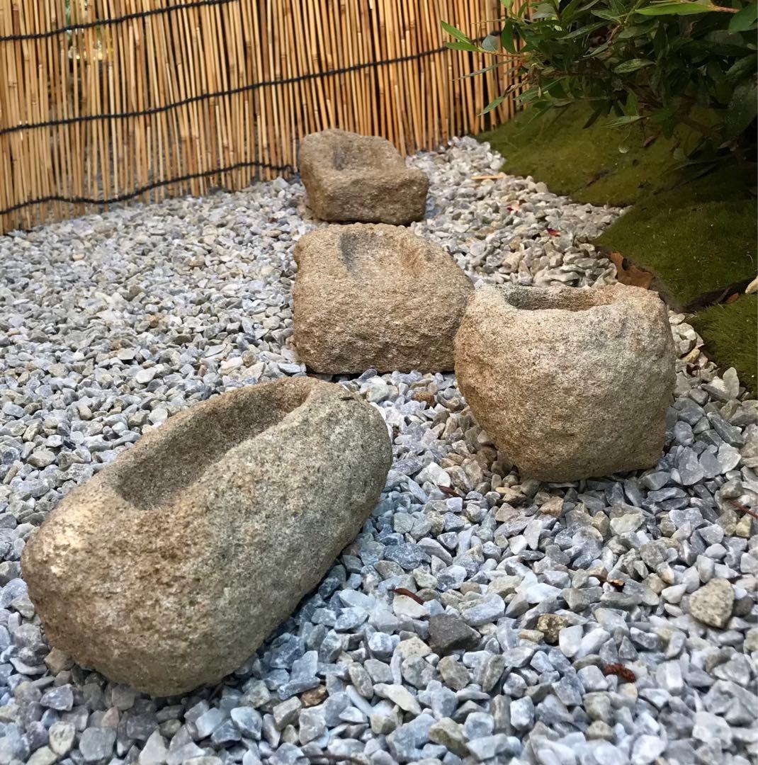 【天然自然石・石鉢・苔鉢・寄せ植え鉢・多肉植物鉢４個】庭石オブジェ造園水石天然石