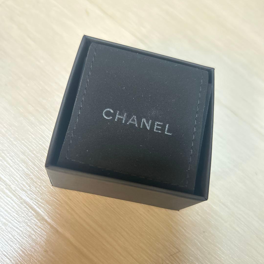 ア*ラ様 CHANEL CCロゴ ハート ピアス