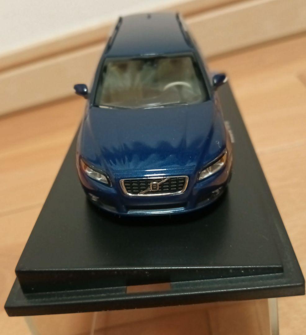 VOLVO✪V70 1/43スケール