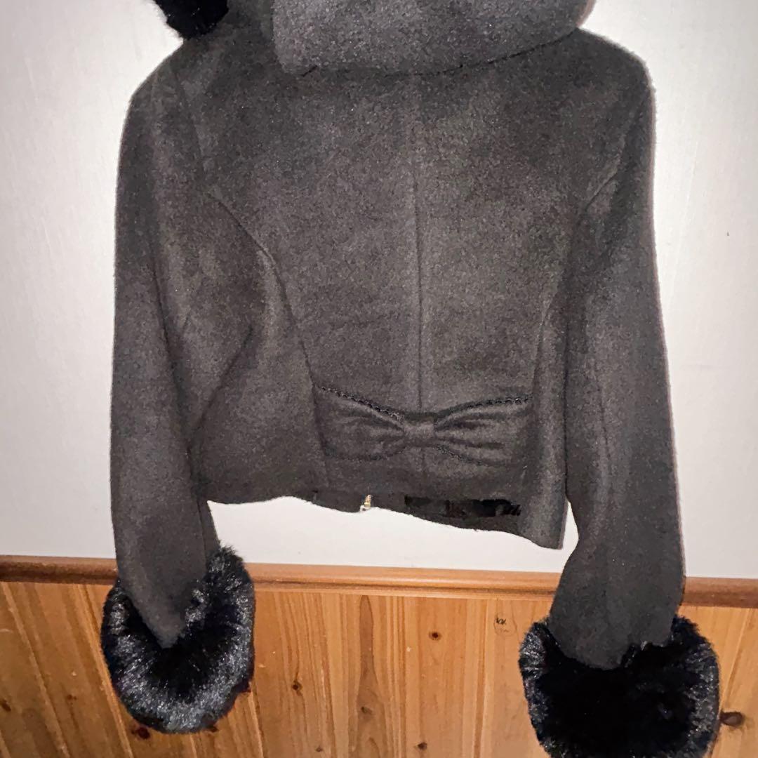 ろ*꒱様 LIZLISA ビジューリボンショートフードコート　ブラック