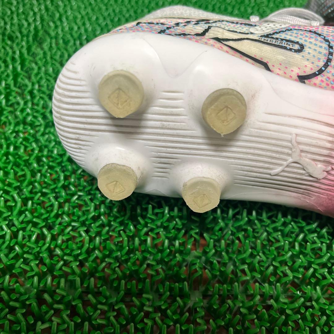 プーマ サッカースパイク フューチャー 7 アルティメット HG/AG