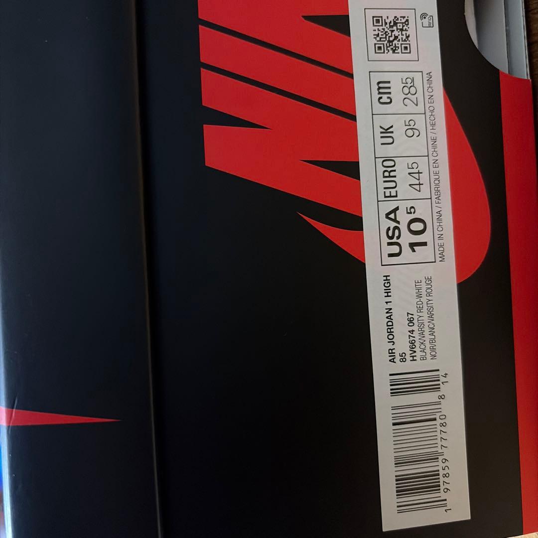 靴 Air Jordan 1 Retro High Bred 85 (2025)