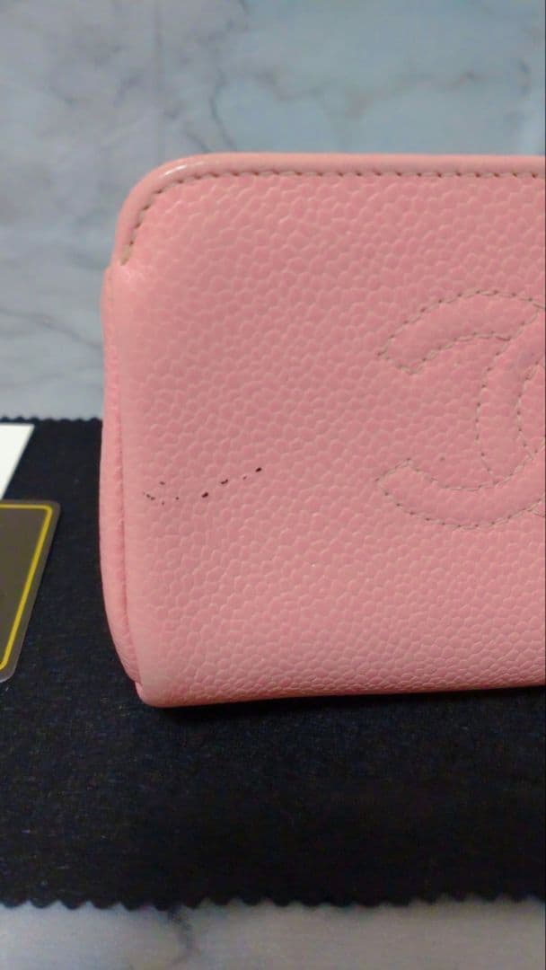 CHANEL ピンクレザーポーチ