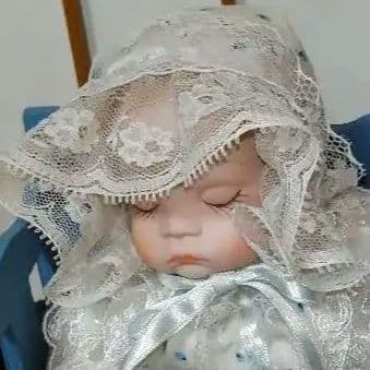 ビスクドール　オルゴール人形　赤ちゃん人形　さらえ人形