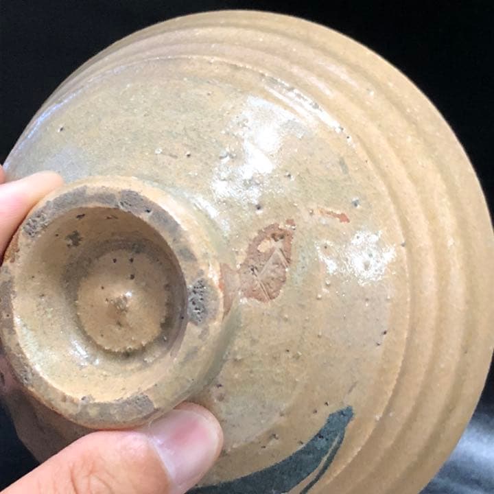 究極の美◼️蔵からかなり古そうな見事な雰囲気の抹茶茶碗が出て来ました。茶道具