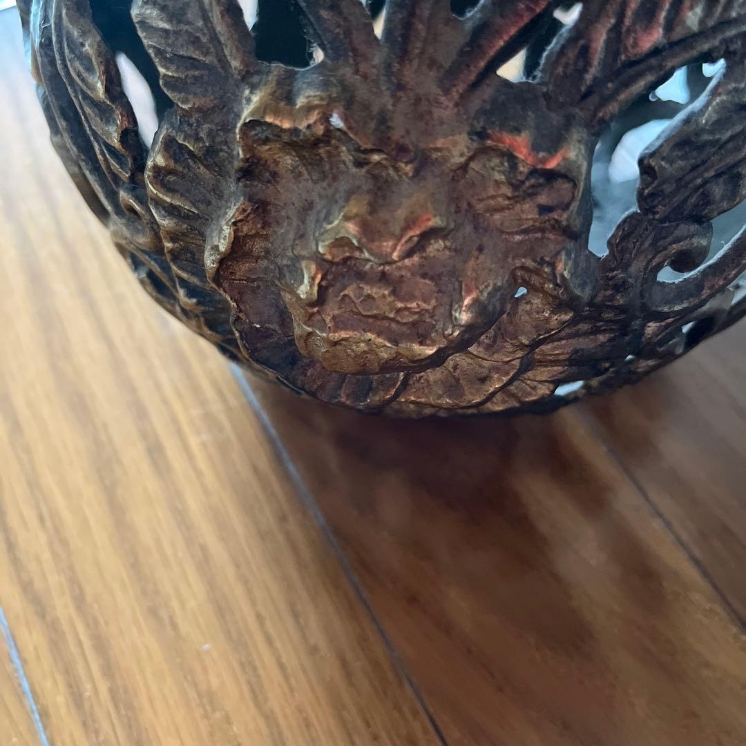 玉乗り獅子　置物