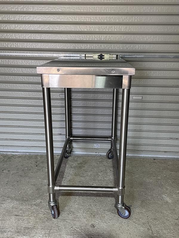タニコー　作業台　ローラー付　調理台　業務用　幅750×奥450×高850mm