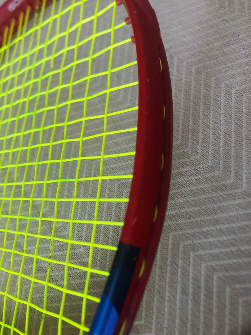 ヨネックス YONEX V CORE 100 ブイコア