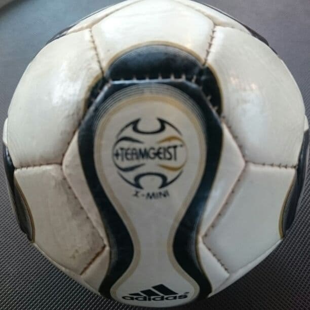 ミニチュアサッカーボール