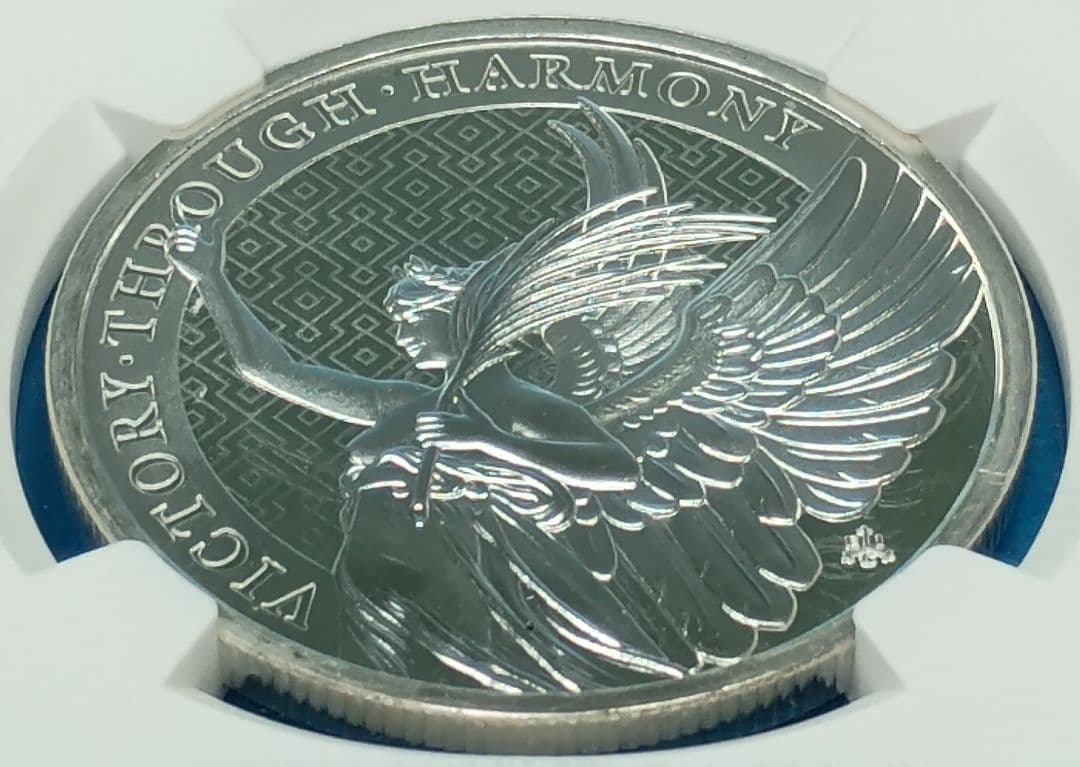 2021 セントヘレナ 女王の美徳 勝利の女神 1ポンド銀貨 NGC MS70
