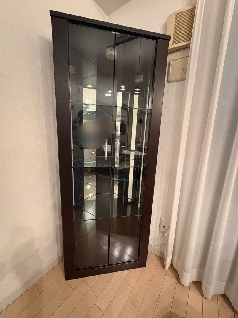 n*k様 ガラス棚　ショーケース棚　4段　照明付き