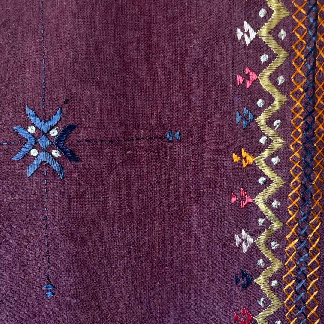 インド　アンティークミラーワーク刺繍タペストリー