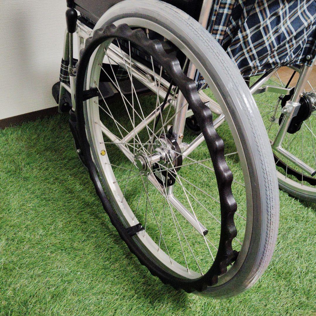 車椅子 カワムラ 自走 ノーパンクタイヤ SA22-40SB
