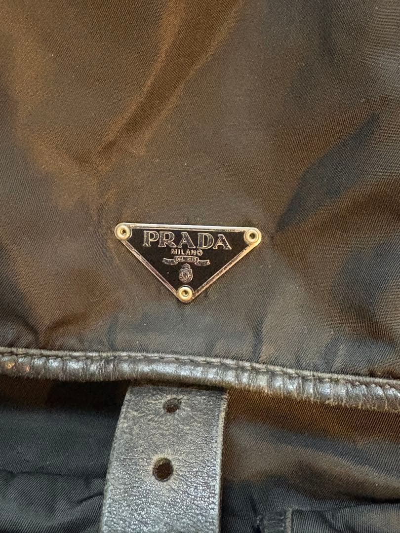 l*o様 PRADA ブラック リュック　黒