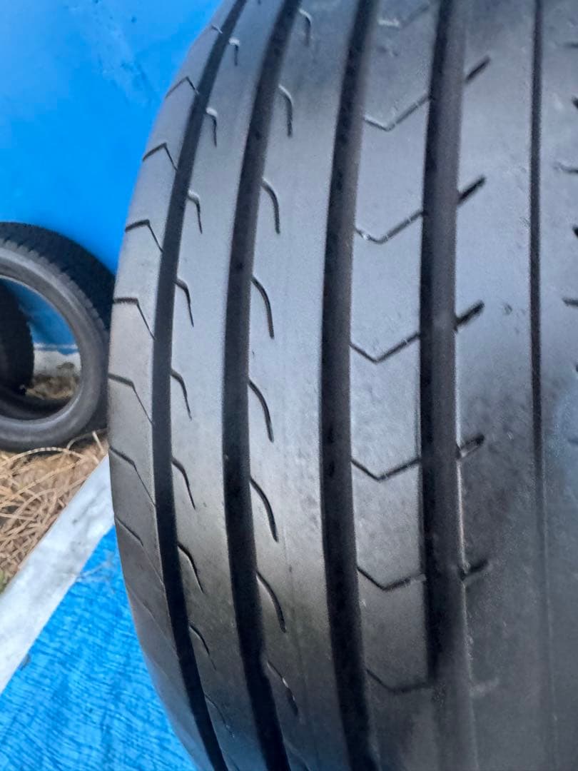 235/50R18 101V 夏1本BluEarth-RV03ヨコハマ23年