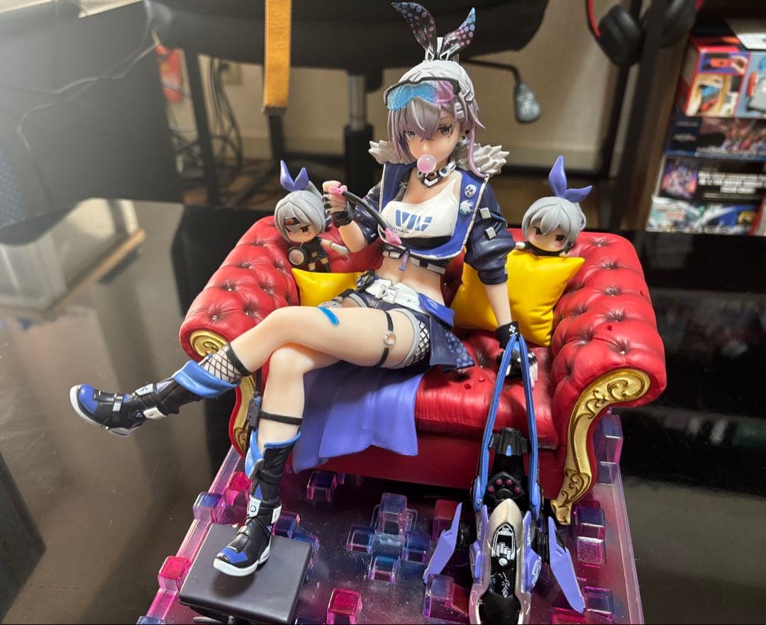 崩壊スターレイル　銀狼　フィギュア