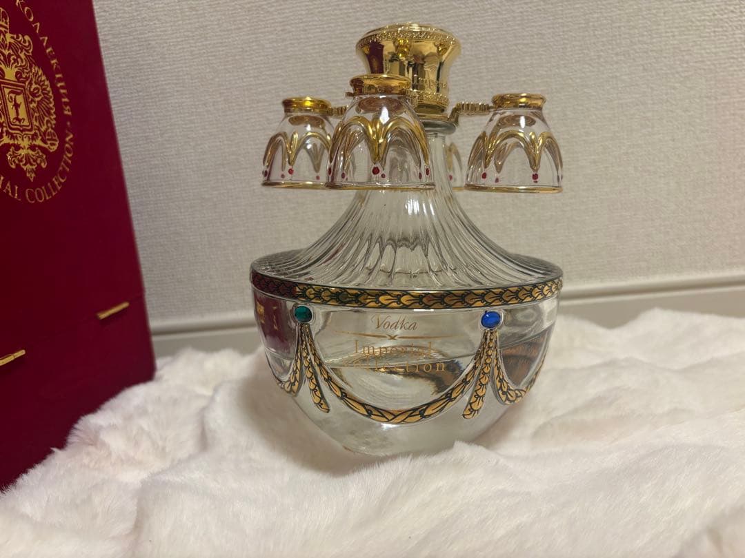 インペリアル コレクション ウォッカ エメラルド