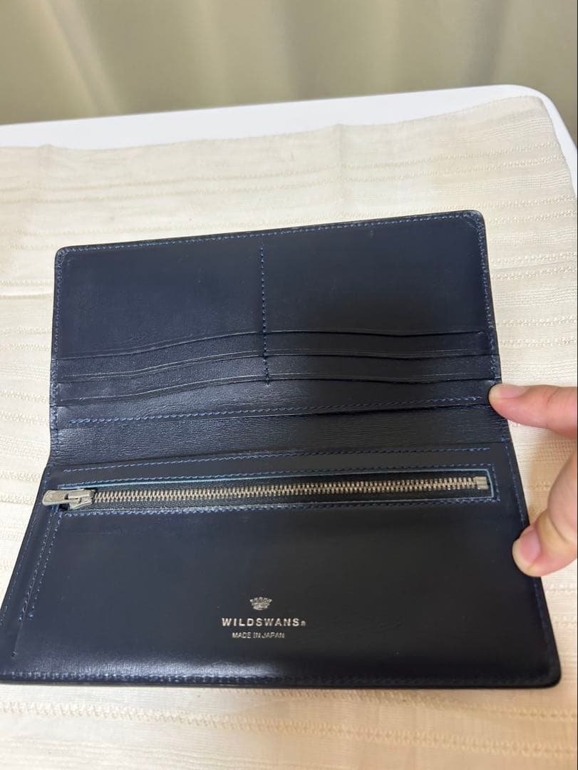 WILDSWANS 希少王冠ロゴ　長財布