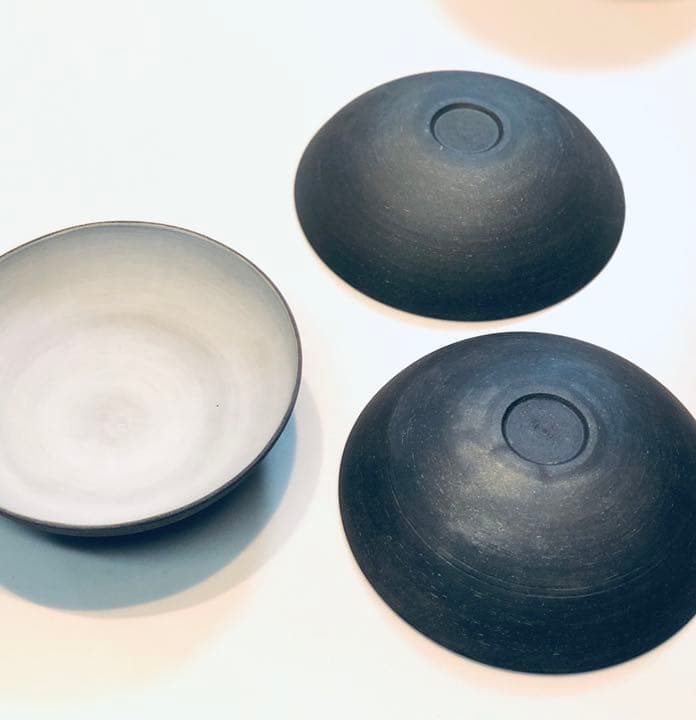 中皿　中鉢　濃いグレーxグレー系白　作家物