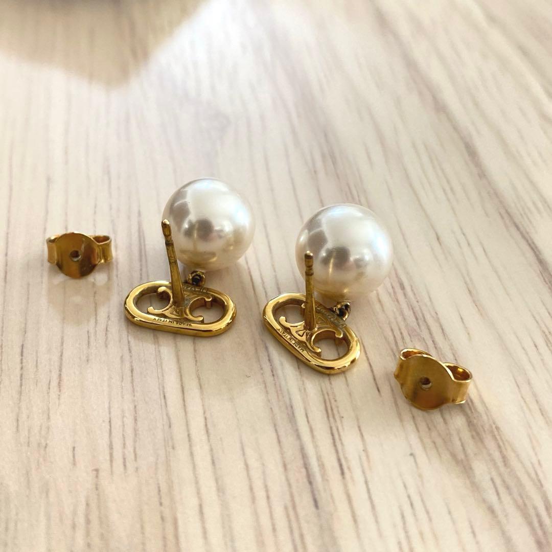 セリーヌ　トリオンフパールピアス