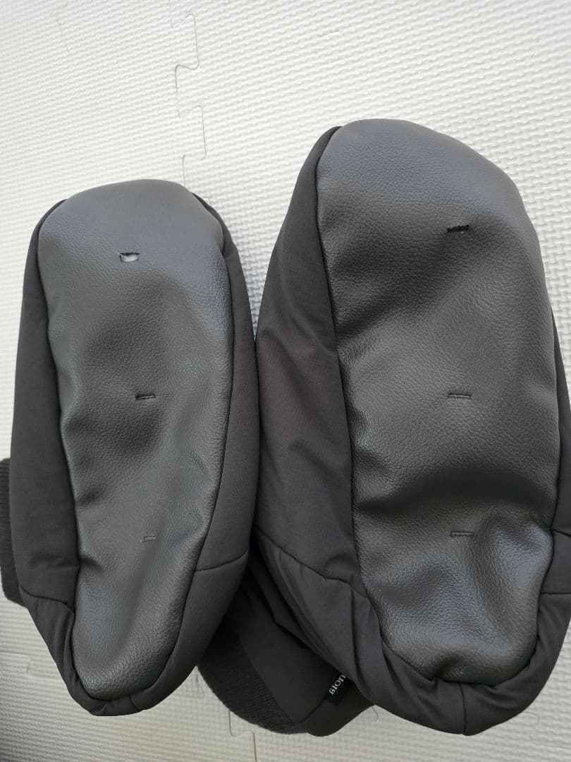 着る寝袋モモンガ4 チャコール　ルームソックス付き