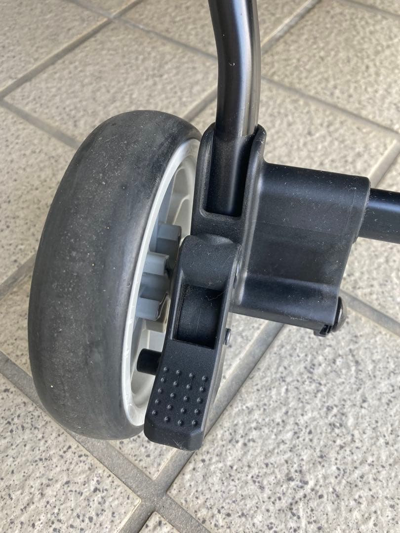 combi スゴカル minimo ベビーカー　アニマルブルー