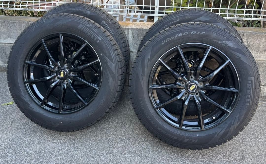 【美品/SUBARU】XV / フォレスター黒ホイール冬タイヤセット4本