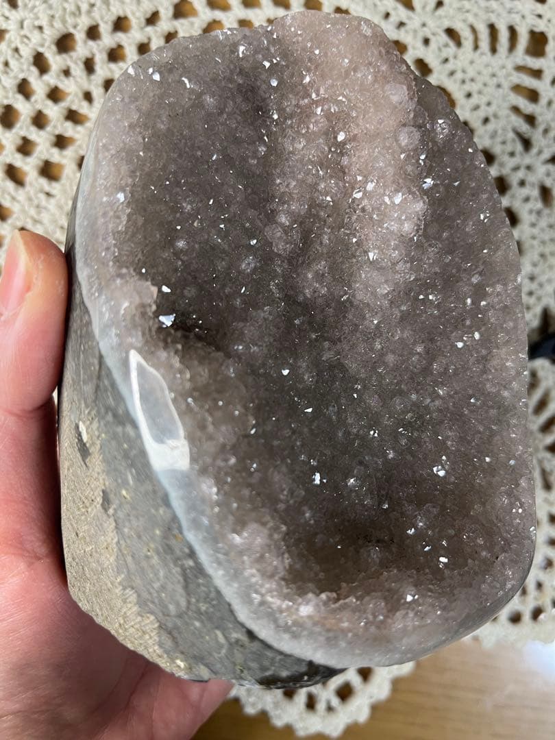 【天然石】④ピンクアメジストドーム 紫水晶　ジオード　原石　置物 木製台座付き