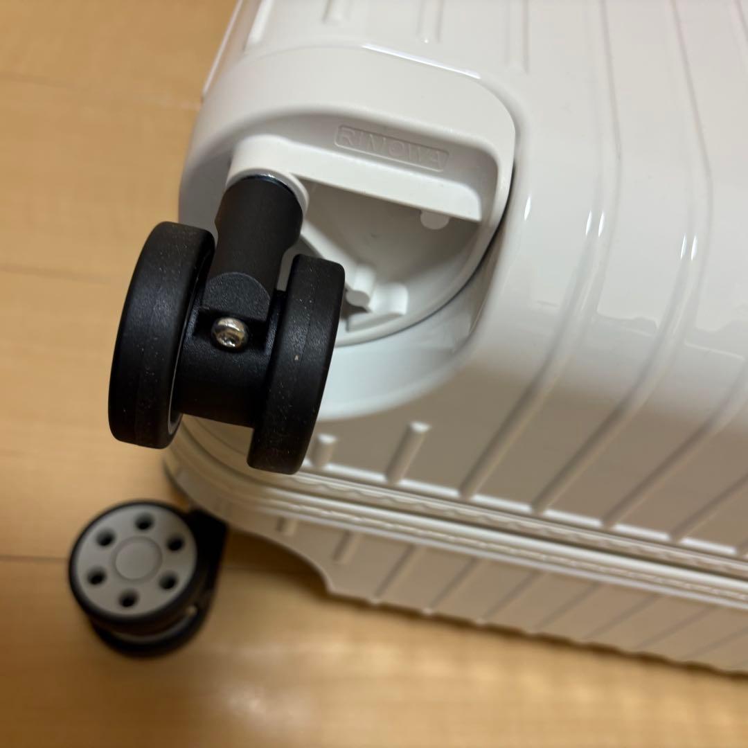 【週末限定価格】rimowa エッセンシャルキャビン グロスホワイト