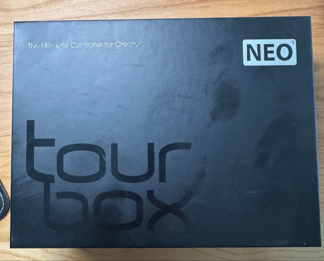 TourBox NEO コントローラー 左手デバイス