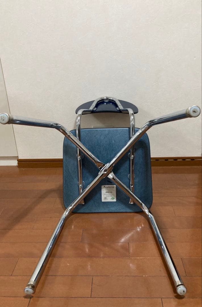 Academia Furniture Industries スクールチェア