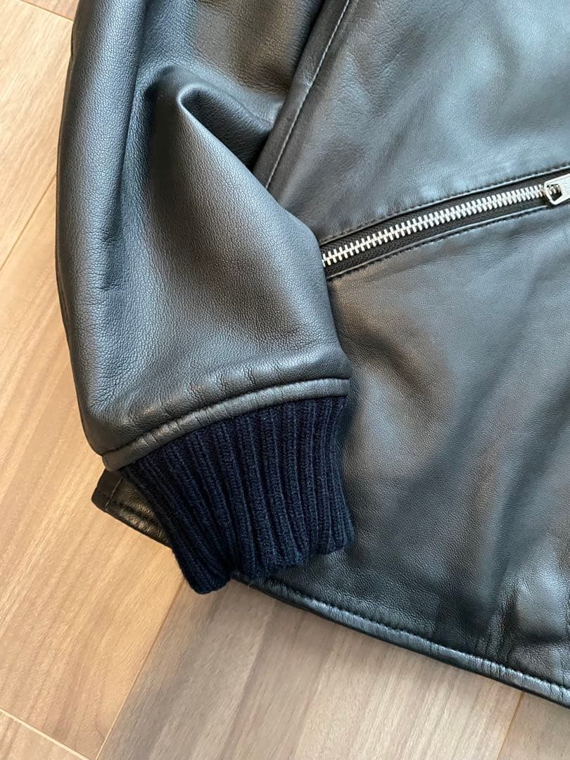 【美品】ラムレザー　シングルライダースジャケット　Mサイズ