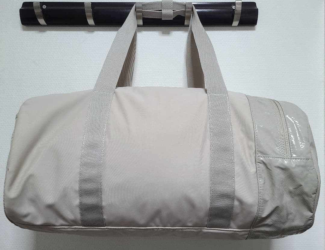 【完売品 新品】adidas by ステラマッカートニー ラウンドダッフルバッグ