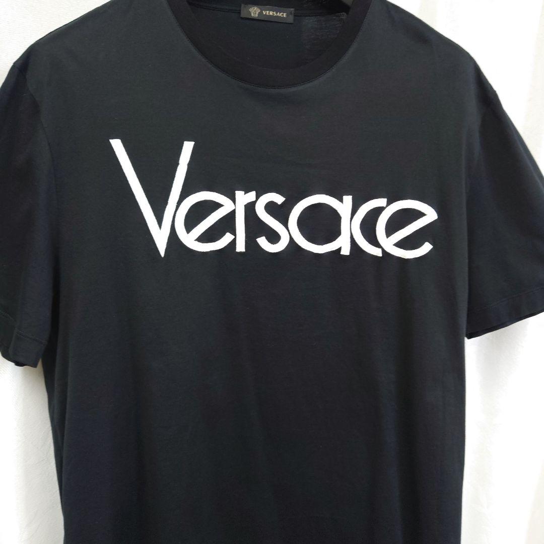 VERSACE　ロゴ刺繍　やや大きめ　M