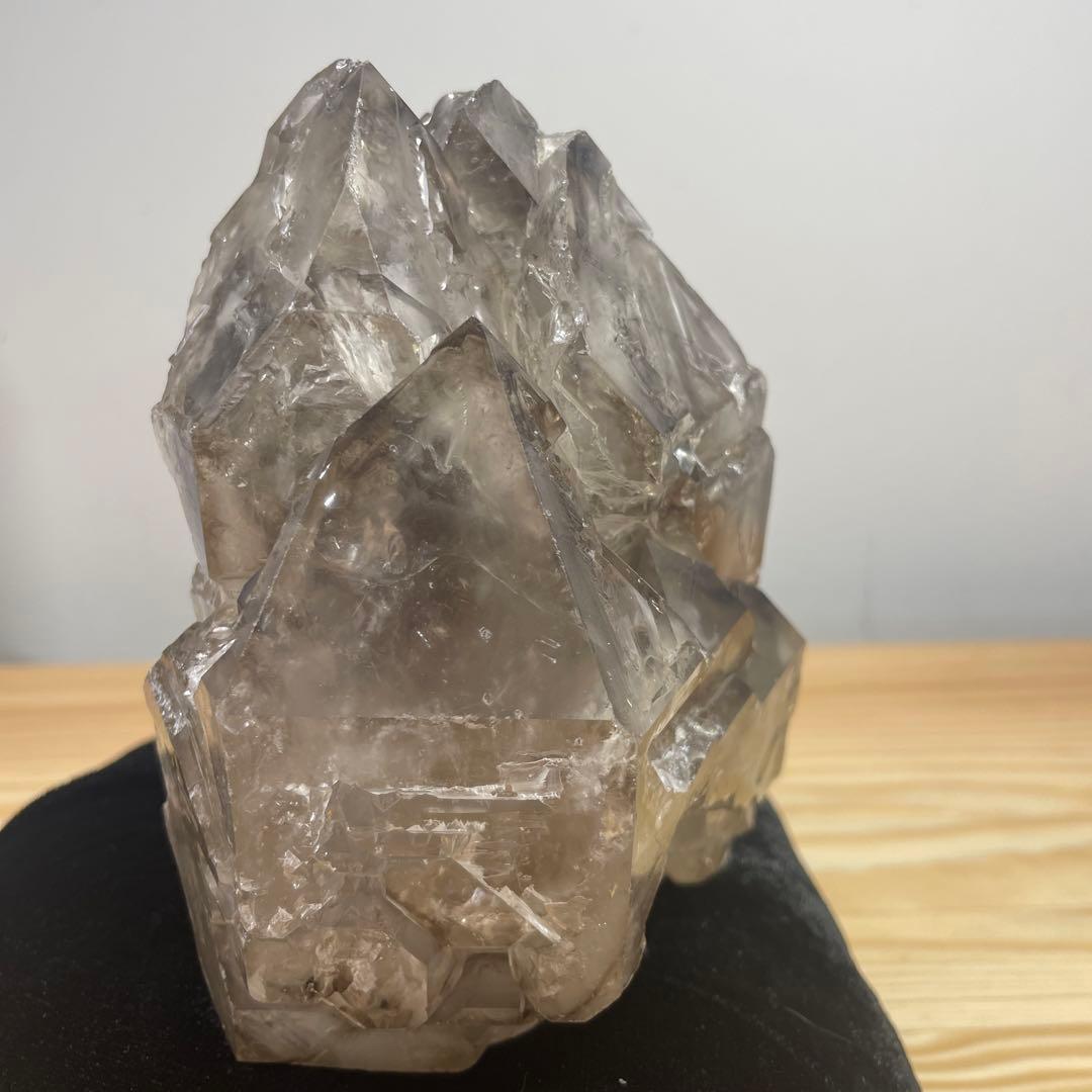 お値下げ　特大　スモーキーエレスチャル水晶　原石　1900g