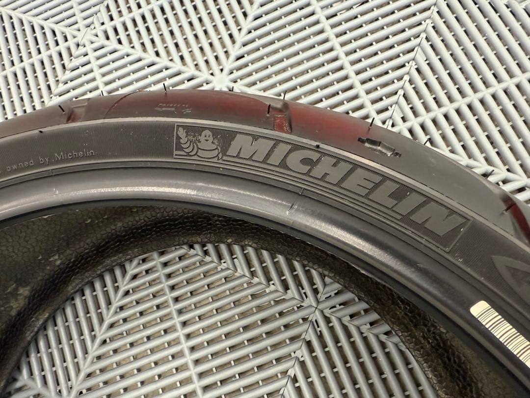 新車外し　ハーレー　ブレイクアウト　FXBR 純正　リア　タイヤ
