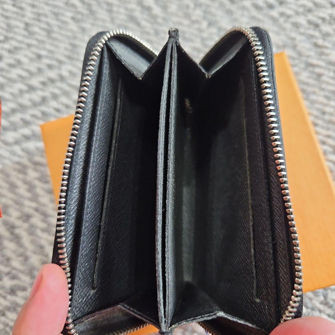 ルイヴィトン タイガ アルドワーズ ジッピーパース ミニ財布