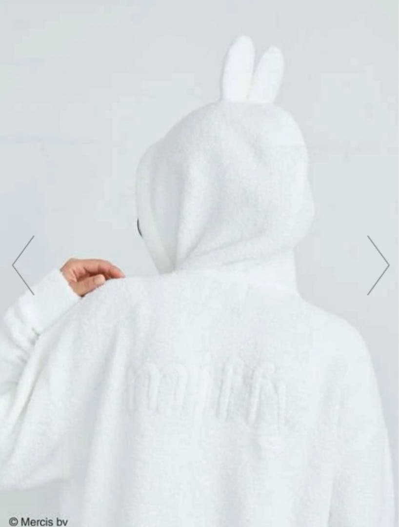 新品未開封 Dick Bruna ベビモコ パーカ&ショートパンツセットホワイト