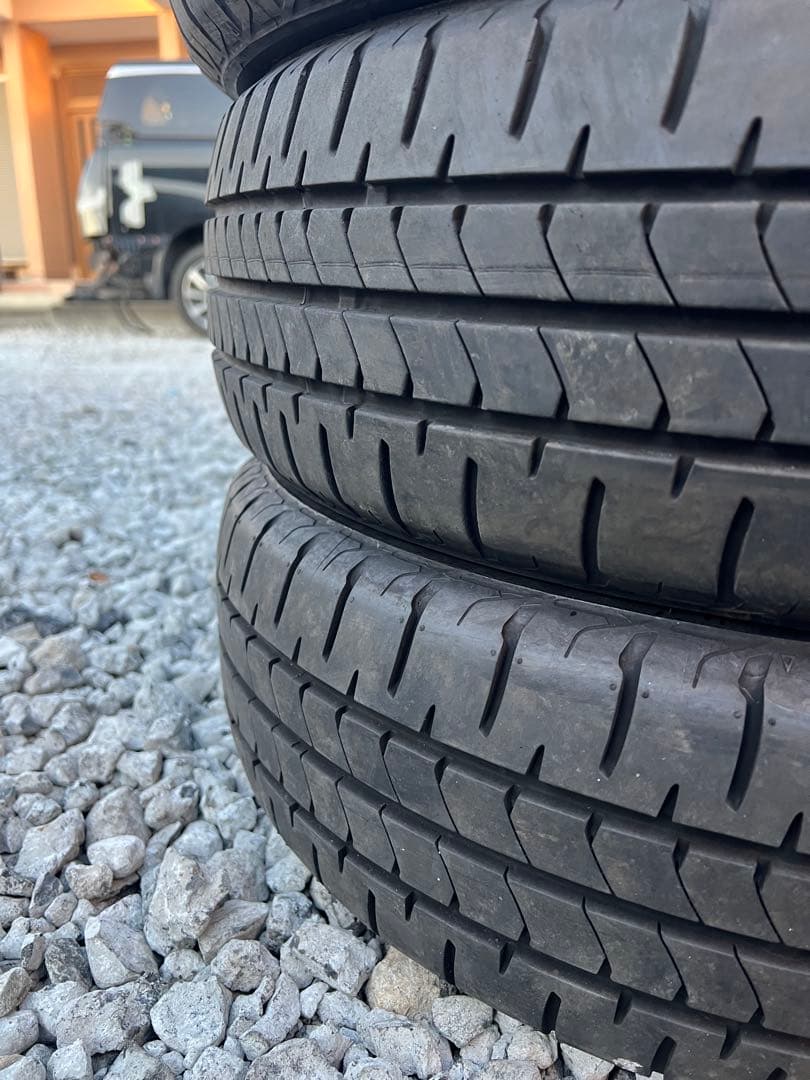 ブリヂストン　ニューノ　185/60r16 24年製　バリ山　美品