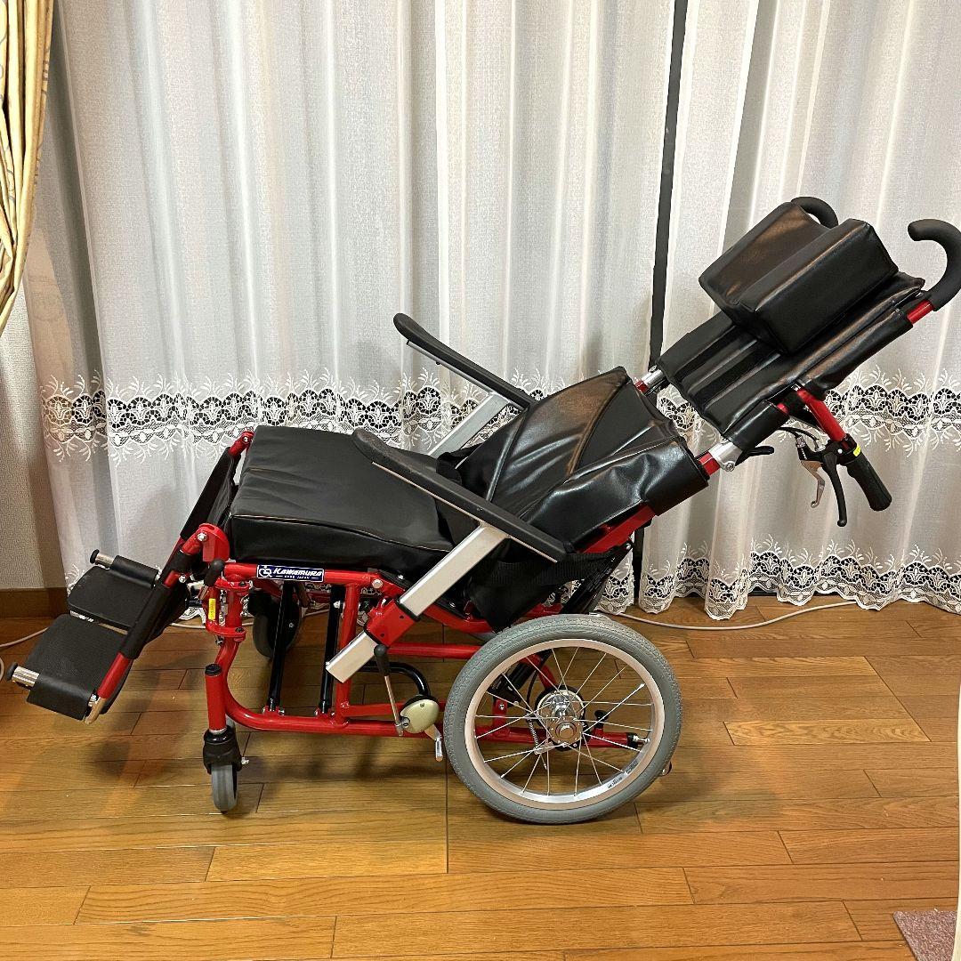 ♿ゆったり座り心地 すぐれた機能高級 リクライニング車椅子 (タイヤ新品同様)