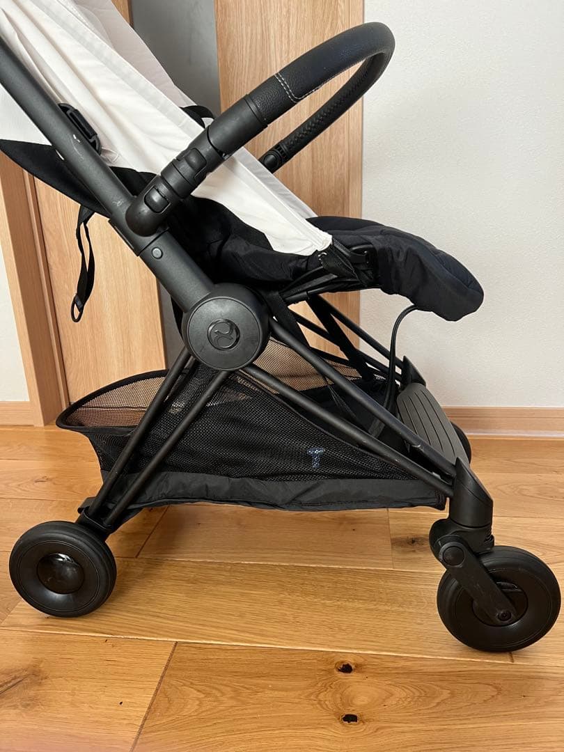 ホワイトブラックフレーム cybex サイベックスコヤ　他付属品4点セット