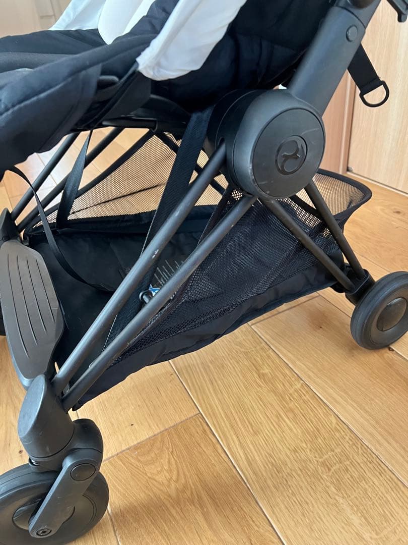 ホワイトブラックフレーム cybex サイベックスコヤ　他付属品4点セット