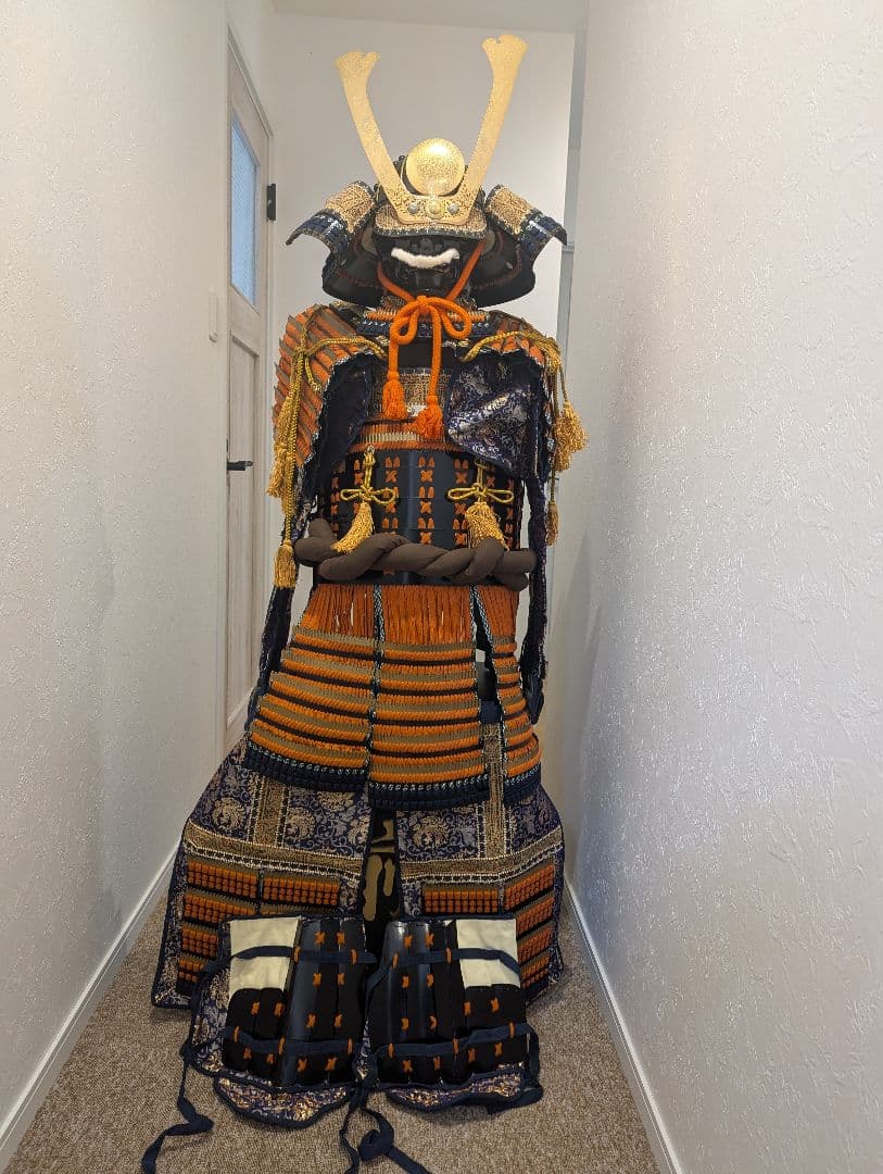 黒胴当世素掛　緋縅　等身大鎧兜　甲　鎧兜　兜
